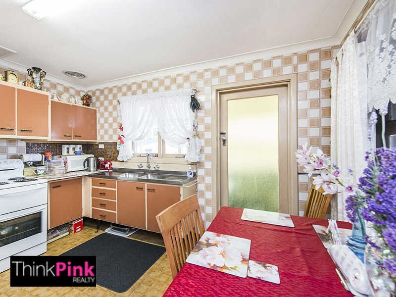 11 Hillcrest Road, Kewdale WA 6105