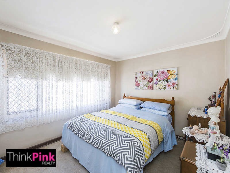 11 Hillcrest Road, Kewdale WA 6105