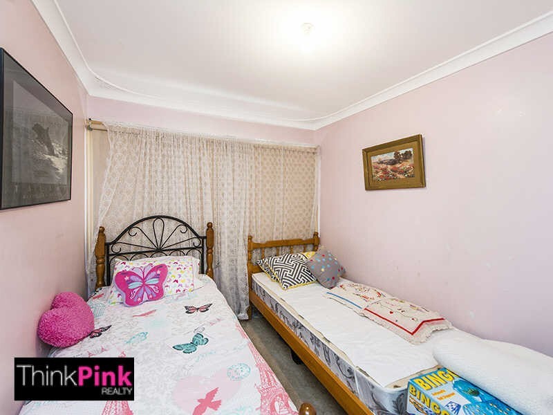 11 Hillcrest Road, Kewdale WA 6105