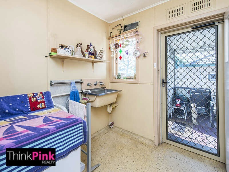 11 Hillcrest Road, Kewdale WA 6105