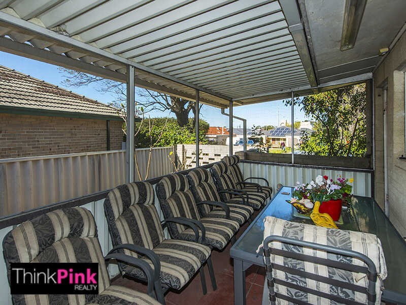 11 Hillcrest Road, Kewdale WA 6105