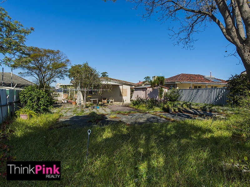 11 Hillcrest Road, Kewdale WA 6105
