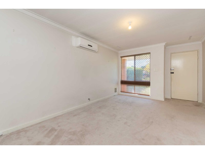 2/11 Astral Avenue, Carlisle WA 6101