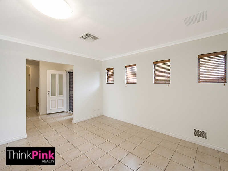 3/288 Fulham Street, Cloverdale WA 6105