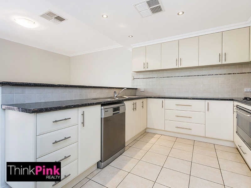 3/288 Fulham Street, Cloverdale WA 6105