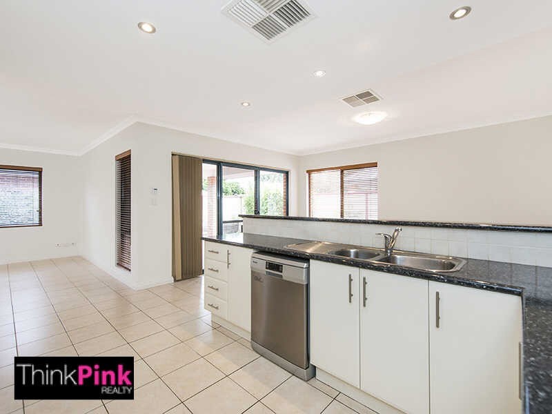 3/288 Fulham Street, Cloverdale WA 6105