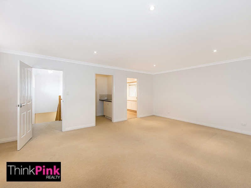 3/288 Fulham Street, Cloverdale WA 6105