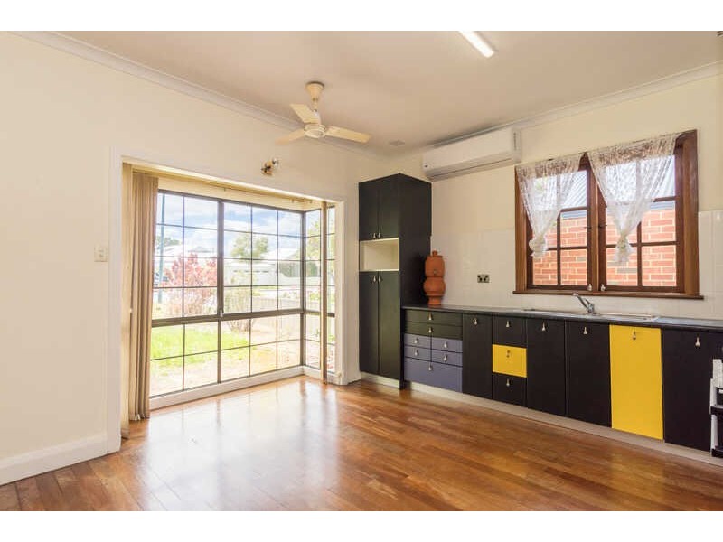 74 Armadale Road, Rivervale WA 6103