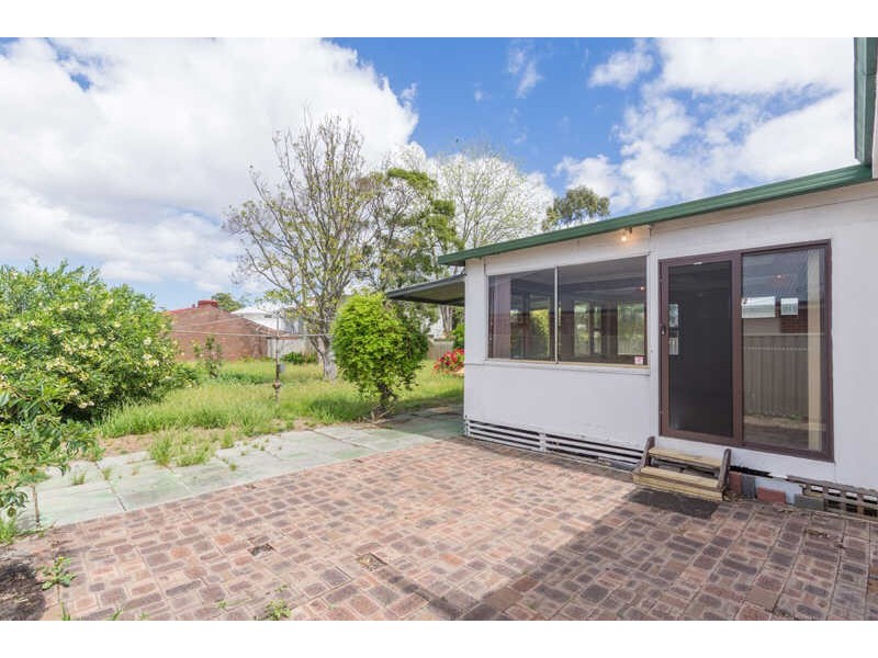 74 Armadale Road, Rivervale WA 6103