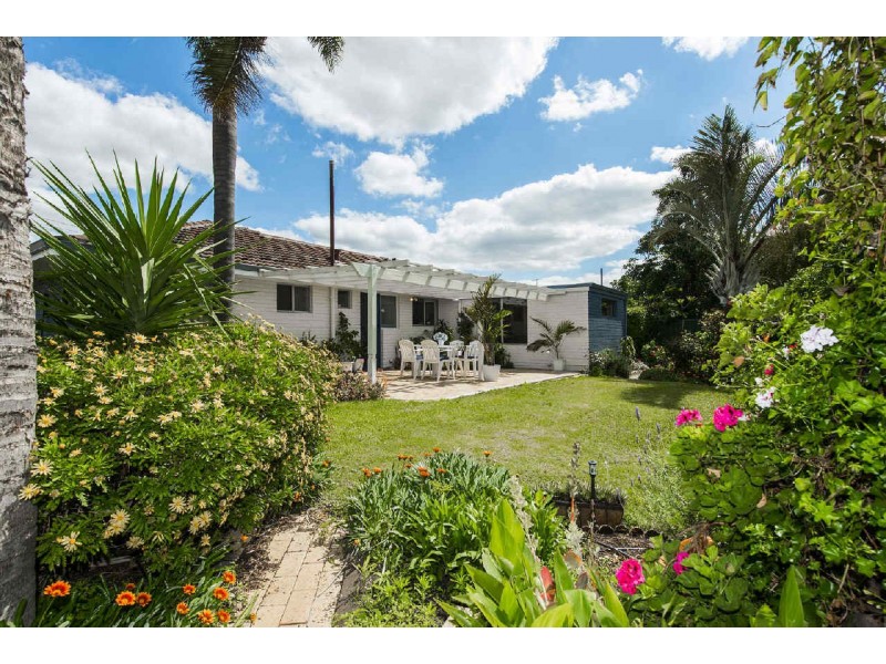 379A Belmont Avenue, Cloverdale WA 6105