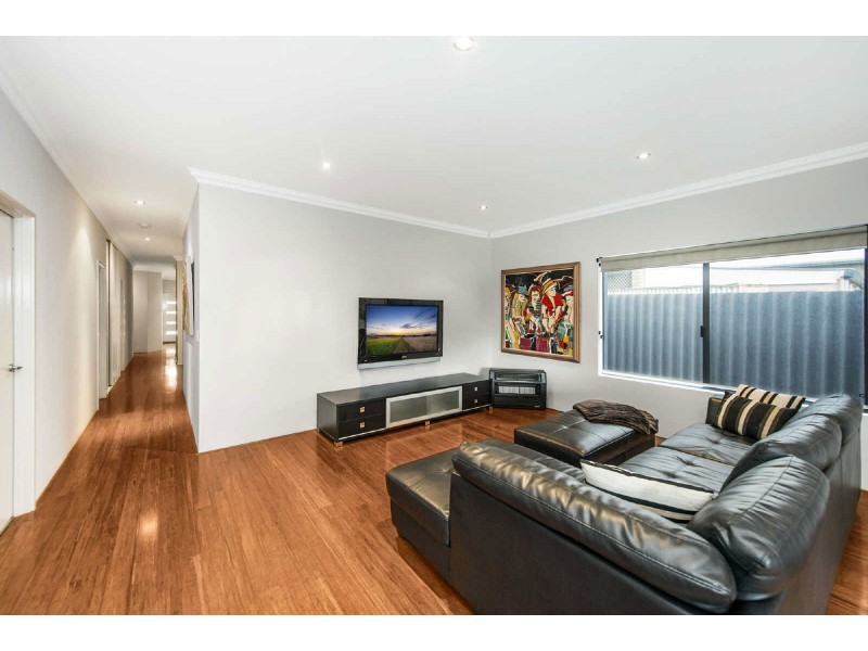 76 Acton Avenue, Rivervale WA 6103