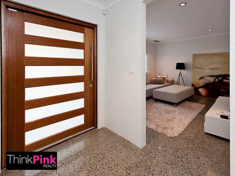 98 Sunbury Road, Victoria Park WA 6100