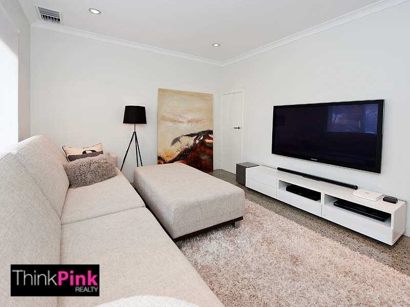 98 Sunbury Road, Victoria Park WA 6100