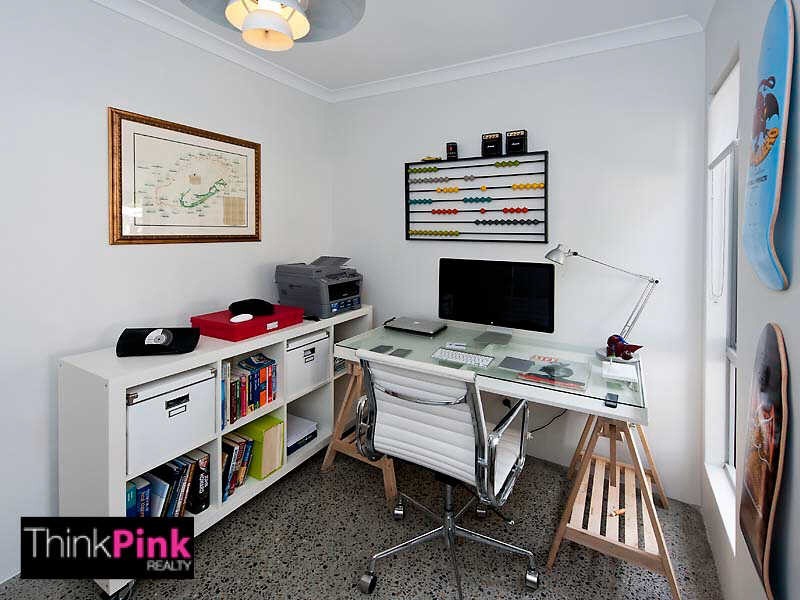 98 Sunbury Road, Victoria Park WA 6100