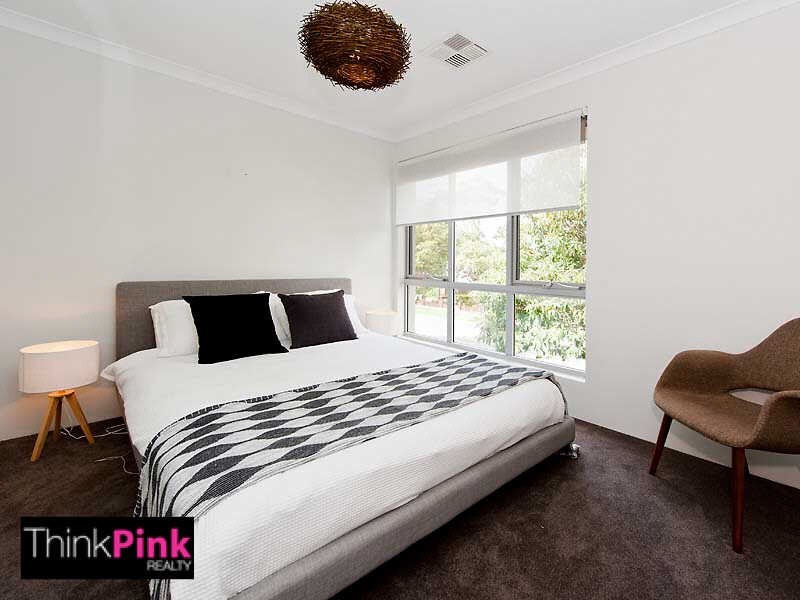 98 Sunbury Road, Victoria Park WA 6100