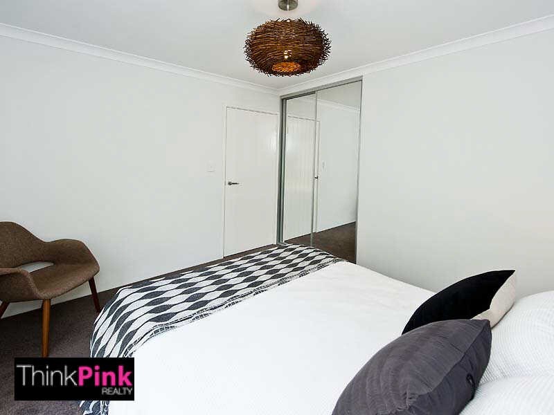 98 Sunbury Road, Victoria Park WA 6100