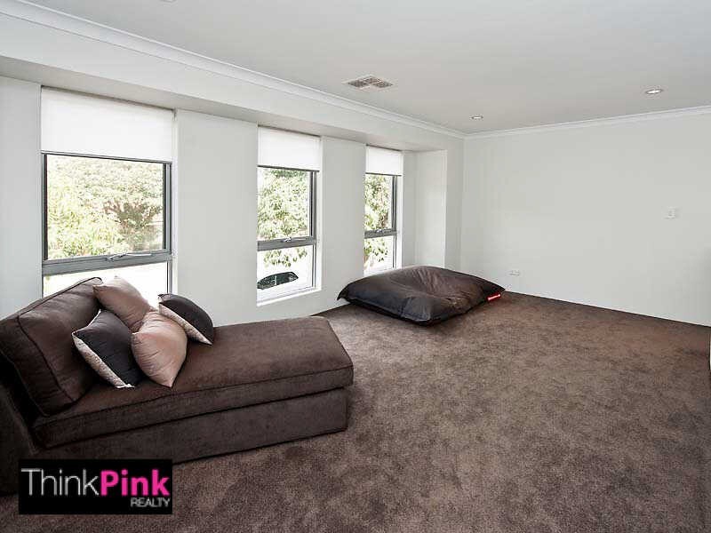 98 Sunbury Road, Victoria Park WA 6100