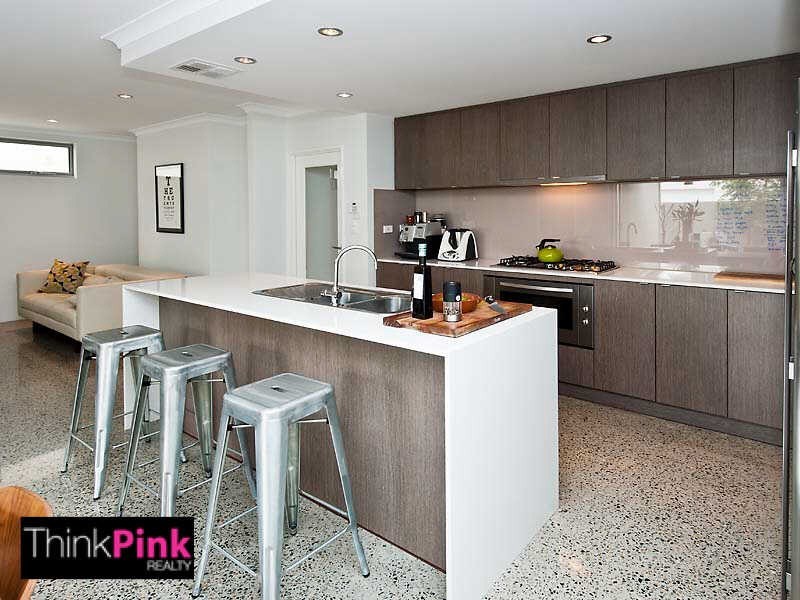 98 Sunbury Road, Victoria Park WA 6100