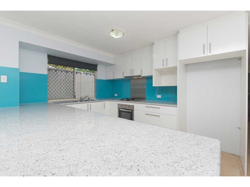 216 Gabriel St, Cloverdale WA 6105