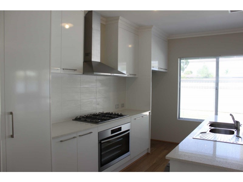 21A Paterson Road, Kewdale WA 6105