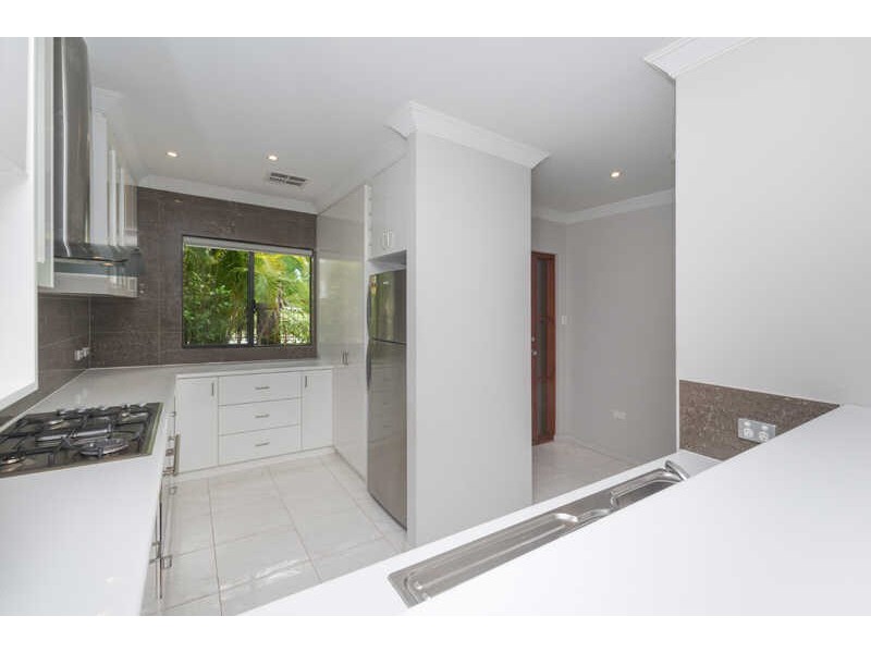 9 Adelina Street, Wilson WA 6107