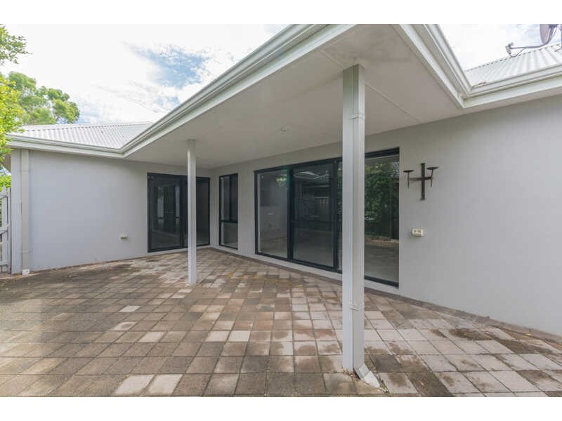 9 Adelina Street, Wilson WA 6107
