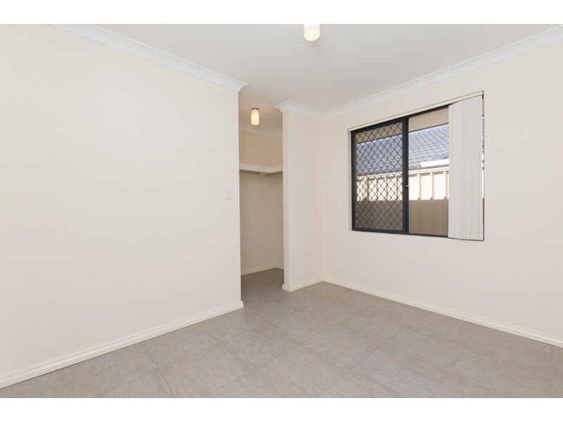 1/ 250 George St, Queens Park WA 6107