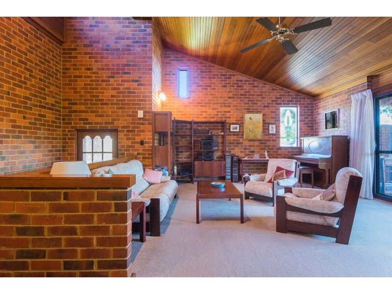 5 Damepattie Drive, Willetton WA 6155