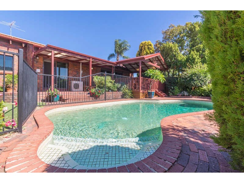 5 Damepattie Drive, Willetton WA 6155
