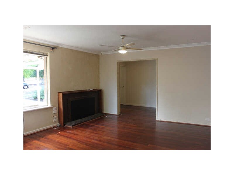 5 Harewood Street, Forrestfield WA 6058