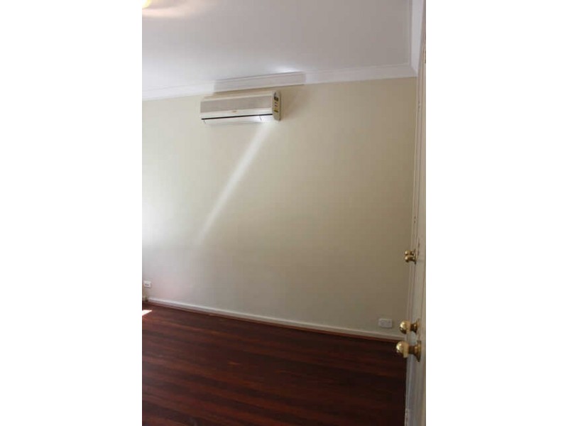 5 Harewood Street, Forrestfield WA 6058