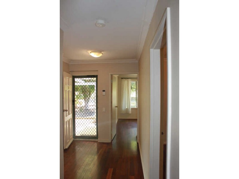 5 Harewood Street, Forrestfield WA 6058