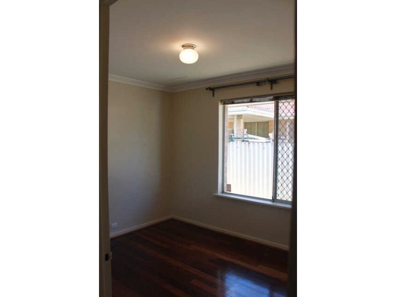 5 Harewood Street, Forrestfield WA 6058