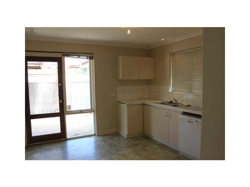 5 Harewood Street, Forrestfield WA 6058