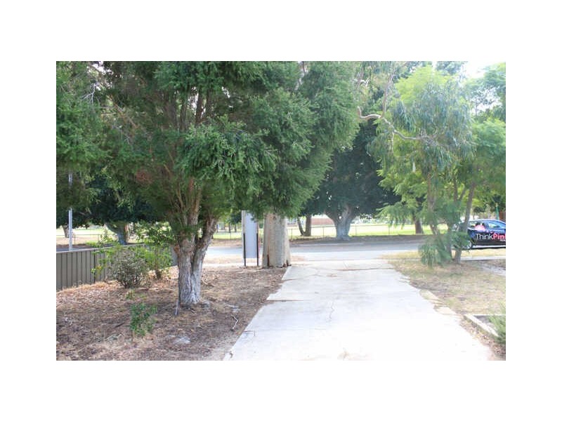 5 Harewood Street, Forrestfield WA 6058