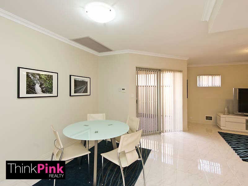 4/194 Surrey Road, Rivervale WA 6103