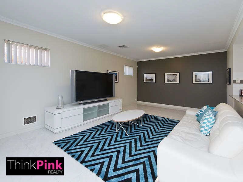 4/194 Surrey Road, Rivervale WA 6103