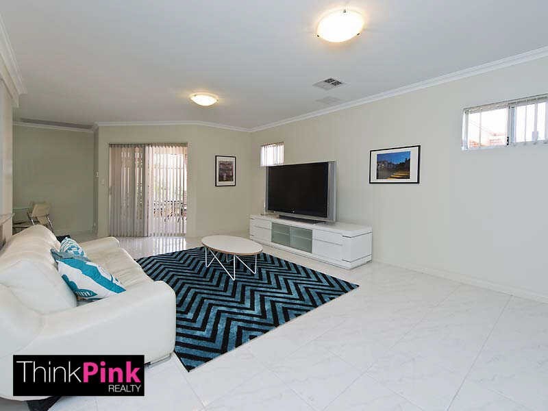 4/194 Surrey Road, Rivervale WA 6103