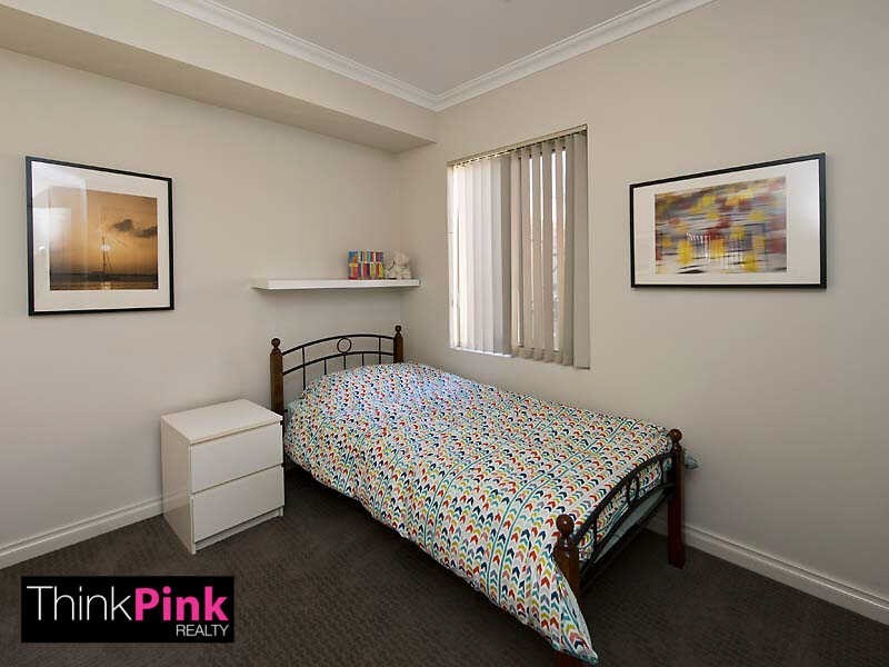 4/194 Surrey Road, Rivervale WA 6103