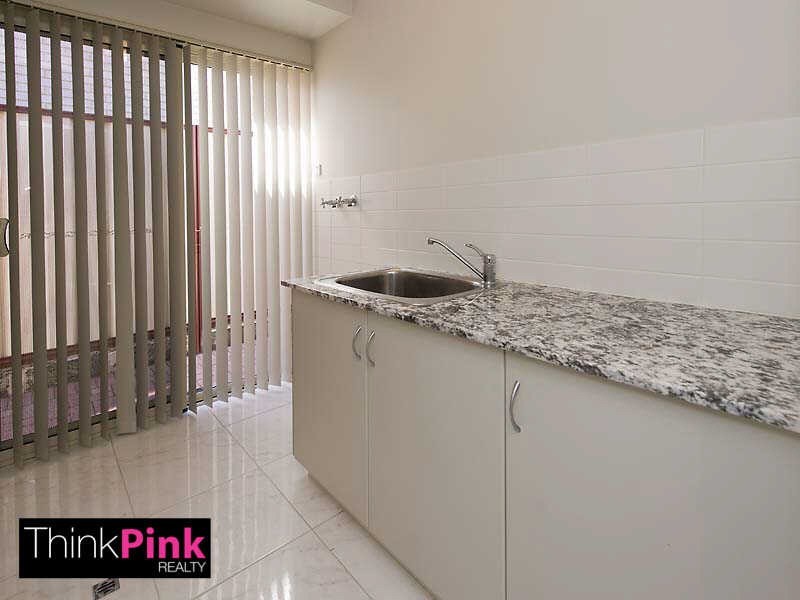 4/194 Surrey Road, Rivervale WA 6103