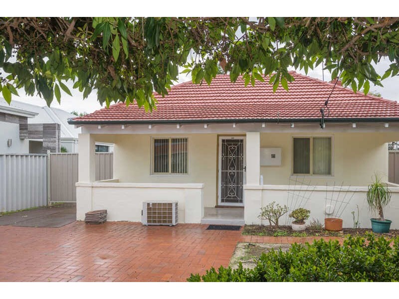 169 Knutsford Avenue, Rivervale WA 6103