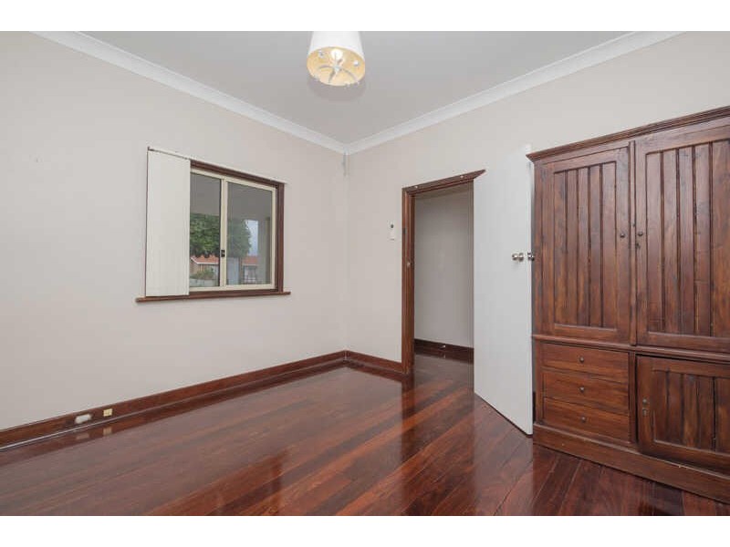 169 Knutsford Avenue, Rivervale WA 6103