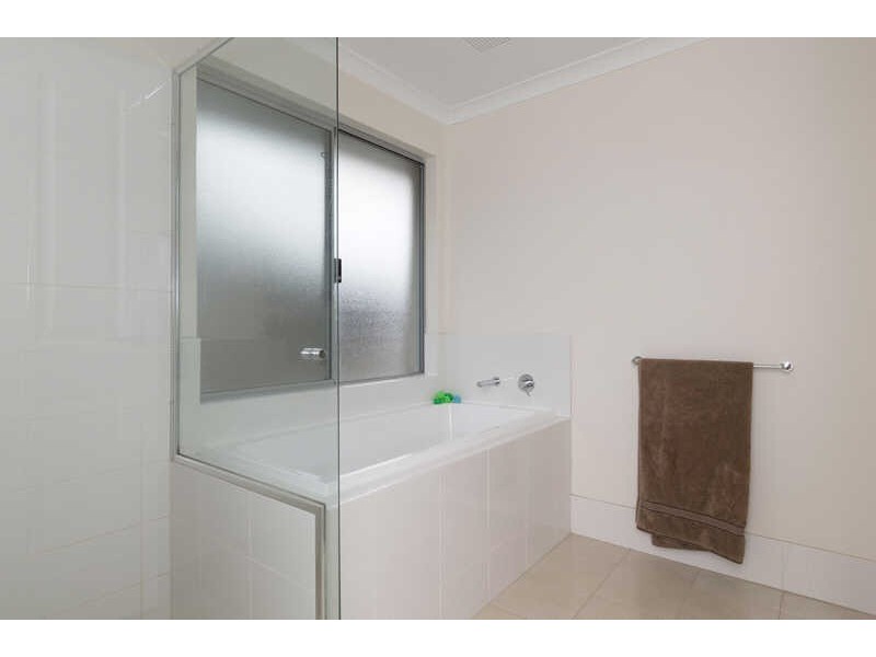 15 Gladstone Road, Rivervale WA 6103