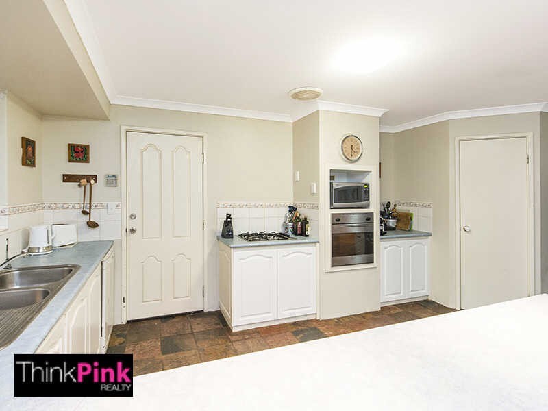 17 De Grey Retreat, Jane Brook WA 6056