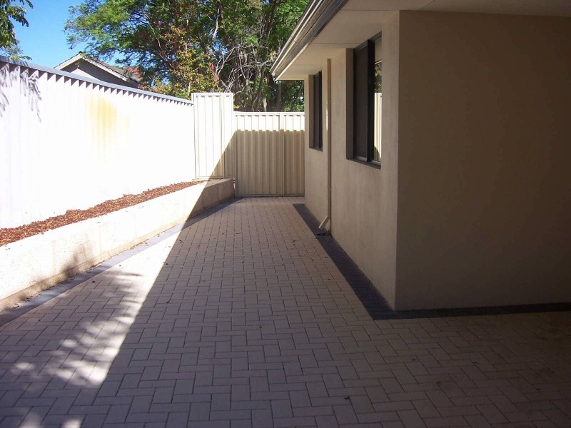 17A Harman Street, Belmont WA 6104