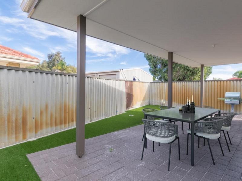 90 Keane Street, Cloverdale WA 6105