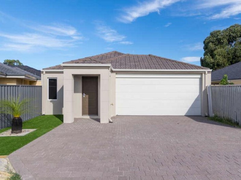 90 Keane Street, Cloverdale WA 6105