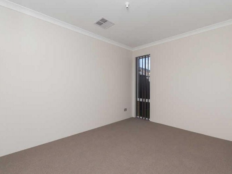 90 Keane Street, Cloverdale WA 6105