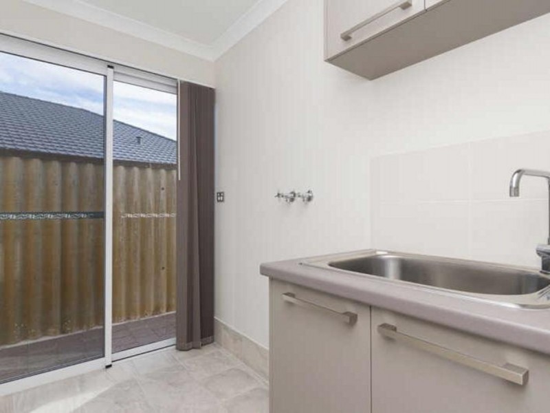 90 Keane Street, Cloverdale WA 6105