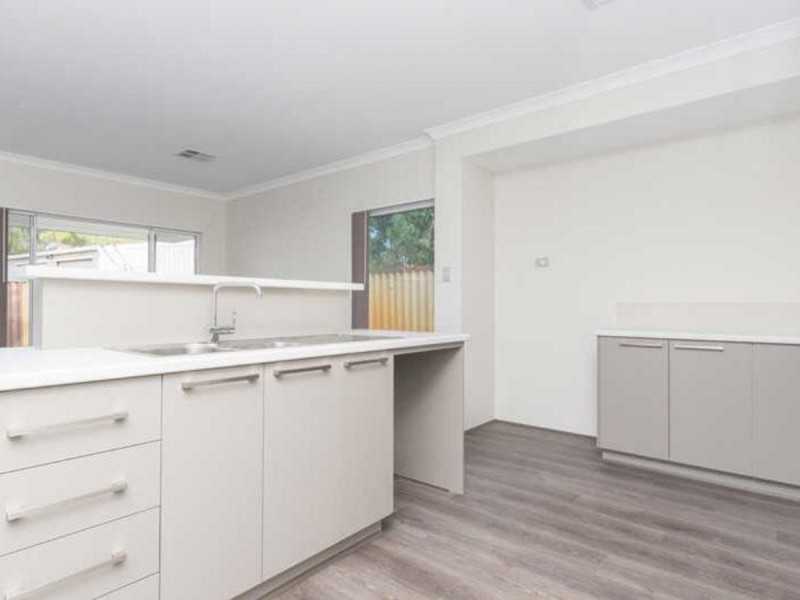 90 Keane Street, Cloverdale WA 6105